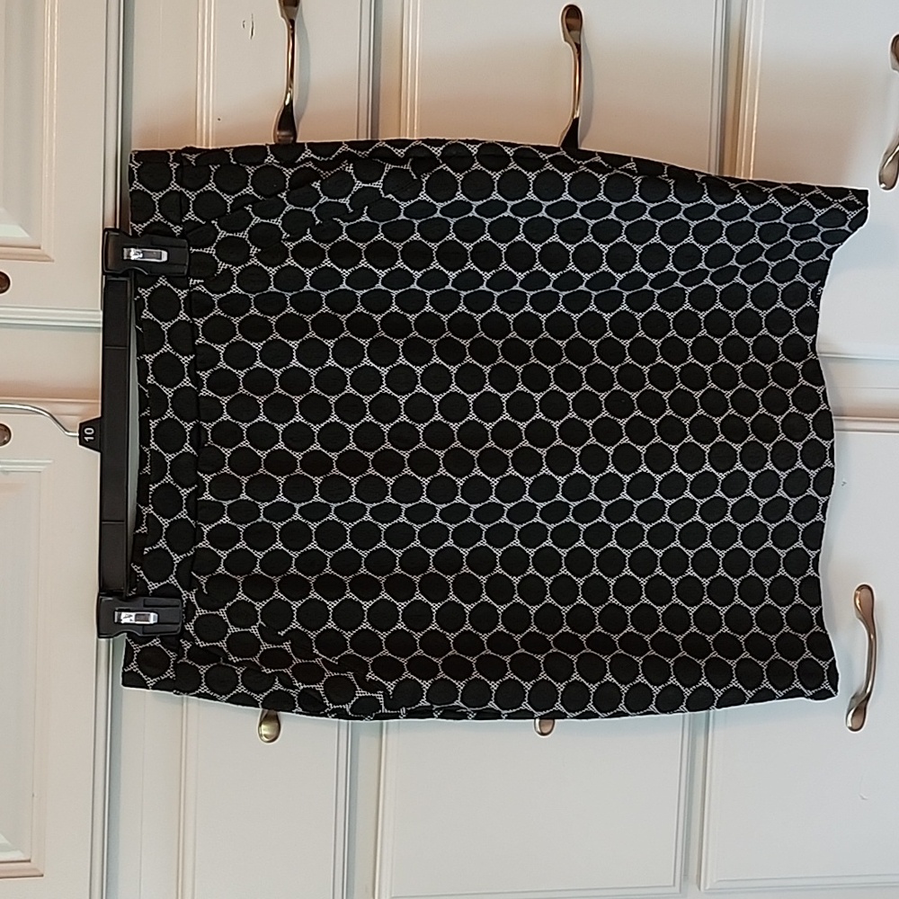 Elle Slip-on Skirt